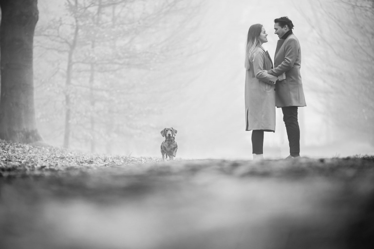 pre-wedding, loveshoot, bruidspaar, verloving, loveshoot enschede, loveshoot hengelo, loveshoot almelo, loveshoot twente, fotograaf in twente, fotograaf in overijssel, manon moller fotografie, sterrenbos enschede, fotoshoot enschede, fotoshoot hengelo, fotoshoot overijssel. fotograaf hengelo, fotograaf enschede, fotograaf almelo, fotograaf twente, fotograaf overijssel, fotostudio hengelo, fotoshoot hengelo, fotoshoot enschede, fotoshoot almelo, manon moller, hengelo, fotoshoot, top 10 fotografen nederland, fotograaf manon, fotografie hengelo, fotograaf in Hengelo, fotograaf in Enschede.zwangerschapsshoot met doek, zwangerschapsshoot in studio, manonmoller, manon moller fotografie.